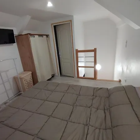 O'gite Bleu Pour 14 Personnes Huille-Lezigne