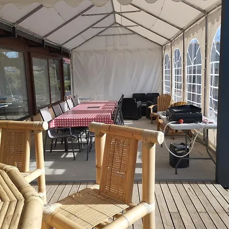 O'gite Bleu Pour 14 Personnes