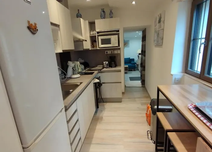 O'gite Bleu Pour 14 Personnes Huille-Lezigne