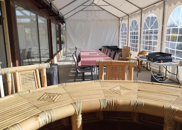 O'gite Bleu Pour 14 Personnes * Huille-Lezigne